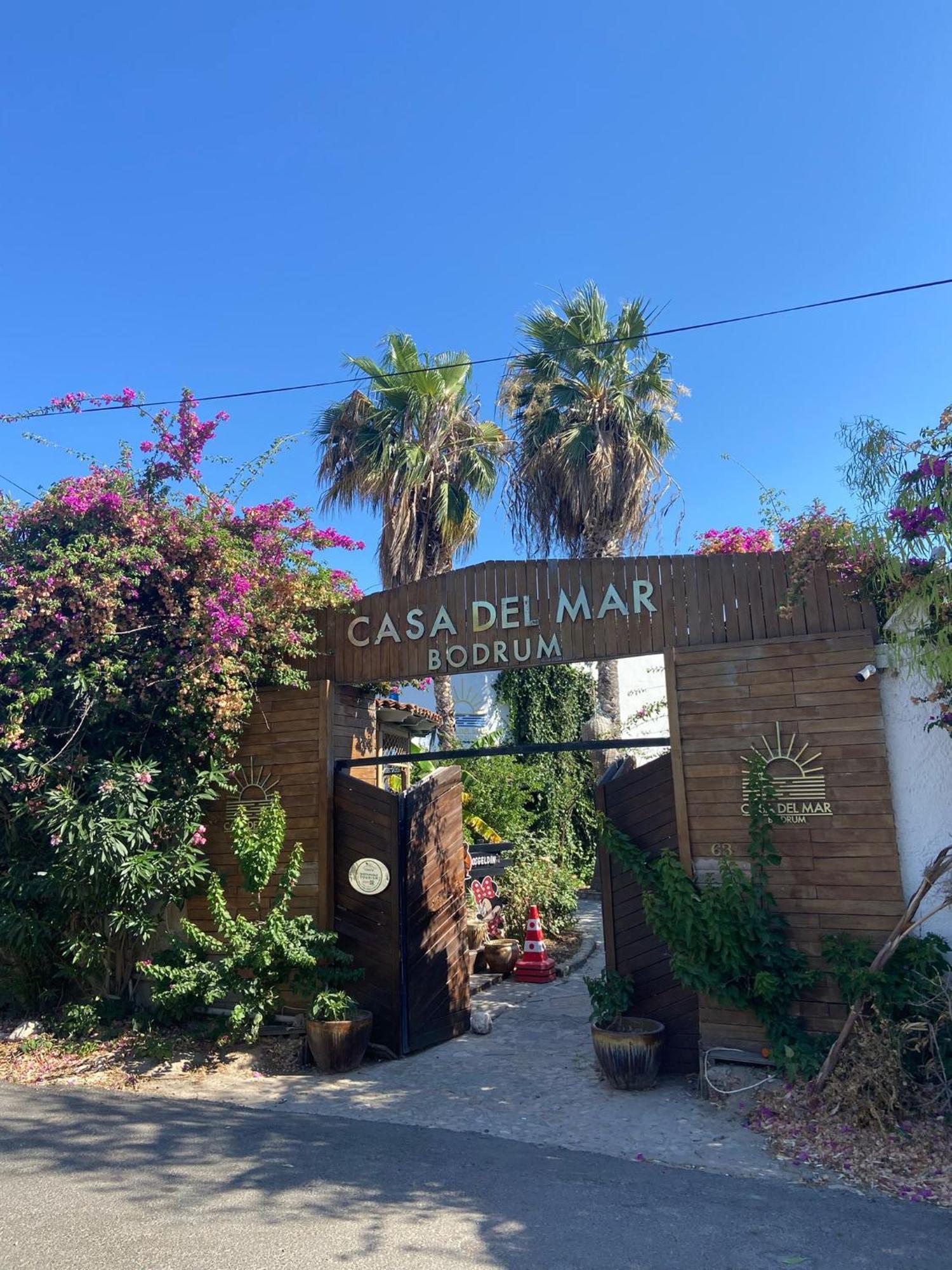 Hotel Casa Del Mar