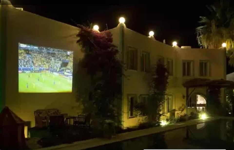 Casa Del Mar Hotel *